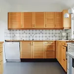 Five-bedroom In *